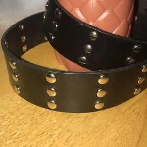 New No boundaries black studded belt S/M